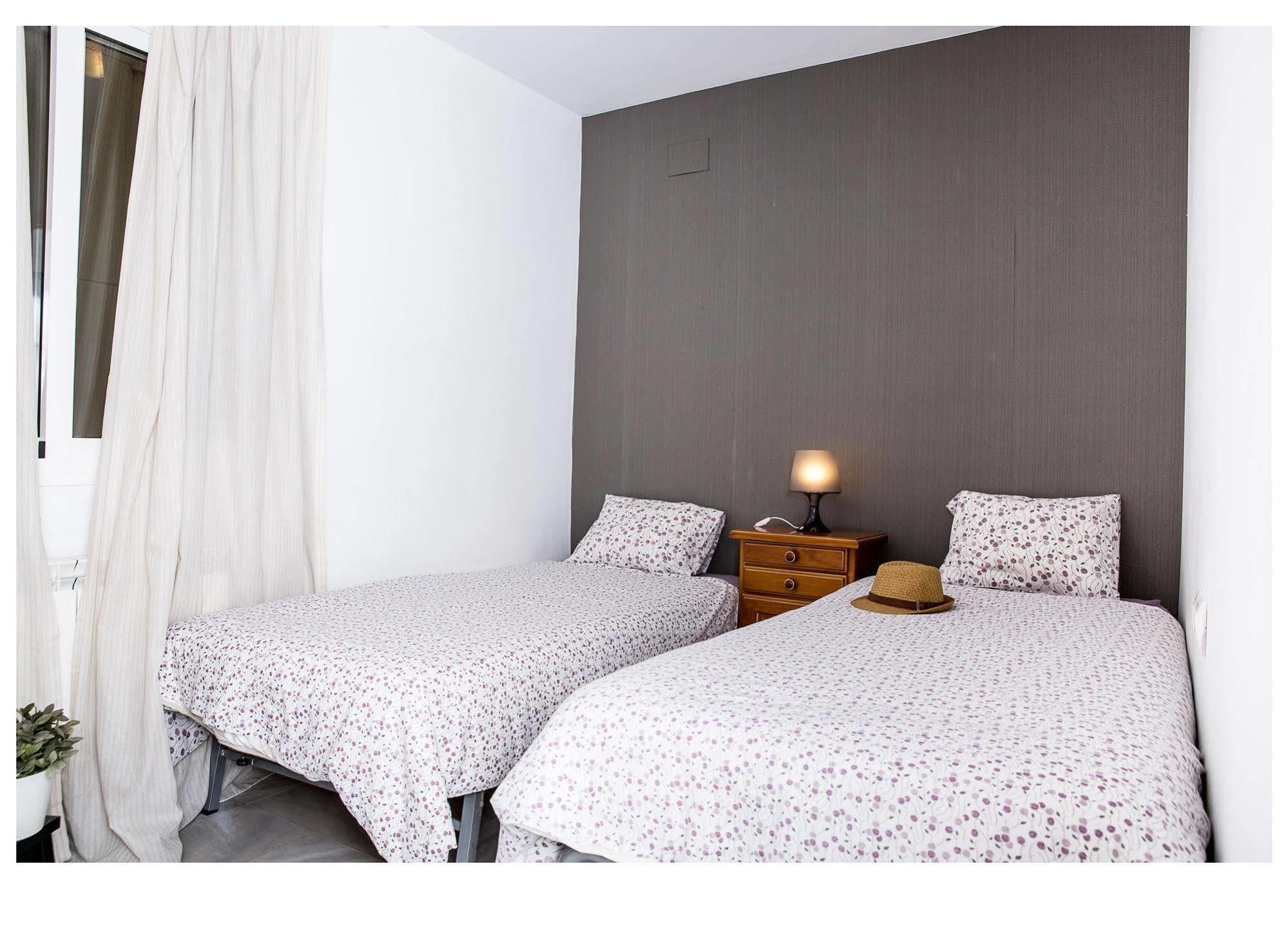 Sea & Wave Alonso De Palencia Apartment มาลากา ภายนอก รูปภาพ